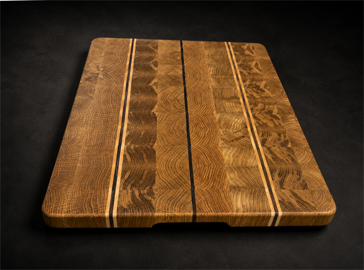 Book-Matched End-Grain Chopping Board – Oak, Walnut & Maple